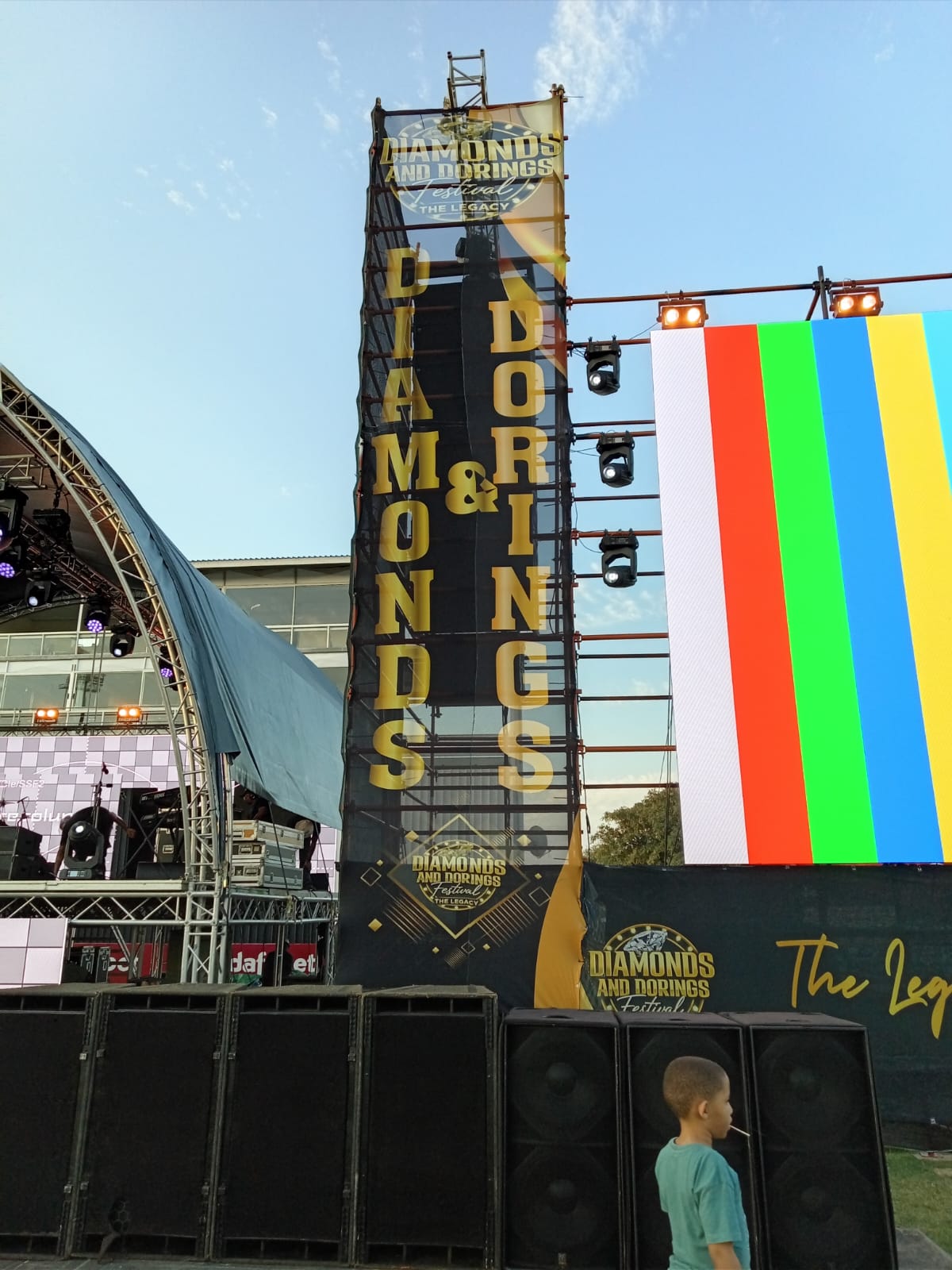 Diamonds & Dorings stage branding